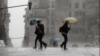 Temporal en el AMBA: cayó en horas más de la mitad de la lluvia prevista para todo agosto