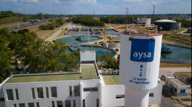 Después de veinte años, AySA vuelve a manos privadas por US$340 millones