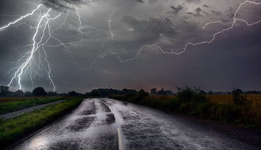 Lanzan alertas de tormentas y vientos para el fin de semana en la provincia