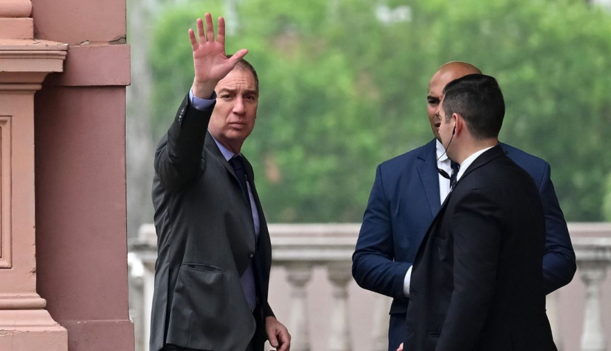 Pleno al colorado: el Gobierno pone sus fichas en Santilli para ganar gobernabilidad