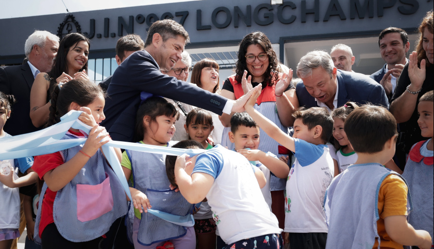Kicillof: “En la Provincia, ningún pibe puede quedarse sin escuela”