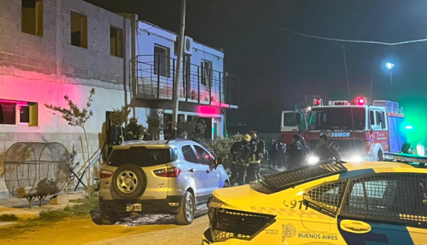 Incendio fatal en un geriátrico de Olavarría: hay dos muertos y más de 40 heridos