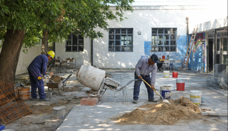 Más de 8.500 millones de pesos para arreglar escuelas antes del inicio de clases