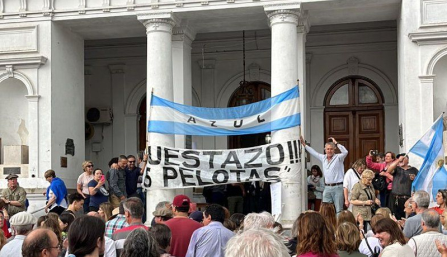 Duro revés para Azul: la Justicia anuló la tasa por "servicios esenciales" impuesta al campo