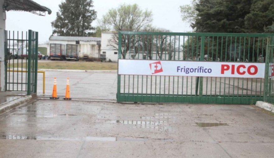 El frigorífico que creó las hamburguesas Paty despidió a casi 200 trabajadores y evalúa dejar el negocio