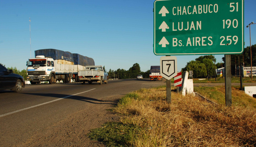 Comienza la restricción para camiones en rutas bonaerenses por el fin de semana largo