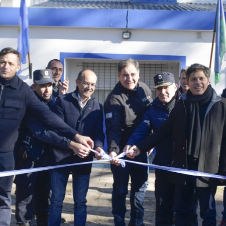 Kicillof inauguró la nueva sede de la Policía Científica en Bolívar