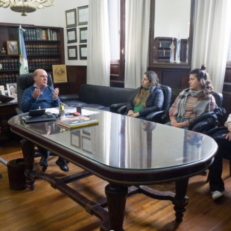 Coronel Suárez: lanzan cooperativa textil tras despidos en la fábrica DASS
