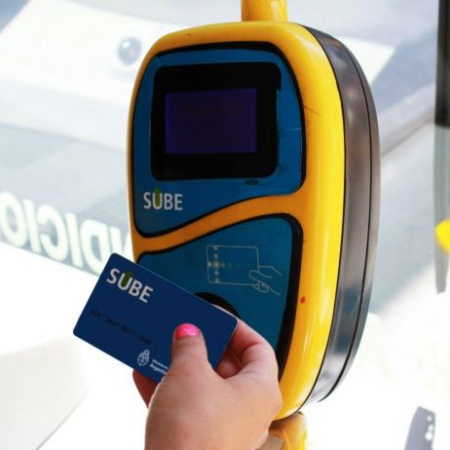 Volvió a subir el boleto de colectivos en el AMBA: el pasaje mínimo ya cuesta $451