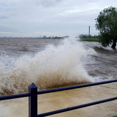 Alerta en Berisso y Ensenada por la crecida del Río de La Plata