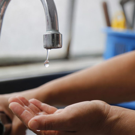 La Justicia suspendió el decreto del Gobierno Nacional que habilitaba cortar el agua por falta de pago