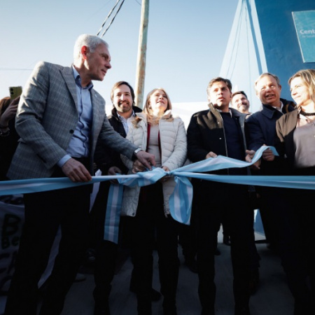 Kicillof inauguró un Centro Comunitario de Salud Mental y Consumos Problemáticos en Berisso