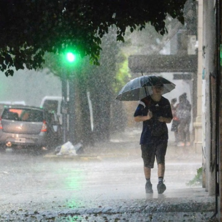 Llega Santa Rosa: fin de semana con lluvias y tormentas en gran parte de la provincia