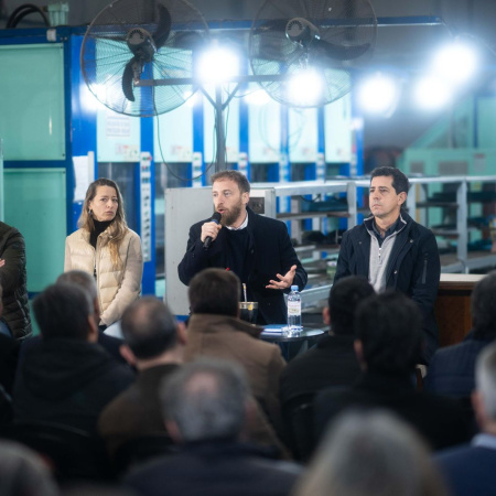 Día de la Industria: Otermín y Wado de Pedro se reunieron con representantes de empresas y cámaras de Lomas