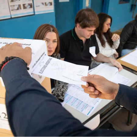 El lunes posterior a las elecciones habrá clases con normalidad en las escuelas donde se votó