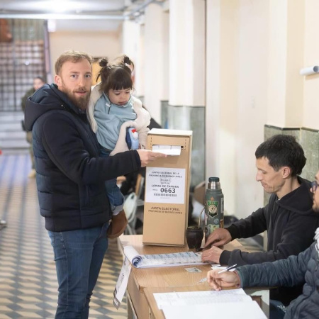 Federico Otermín votó en Banfield