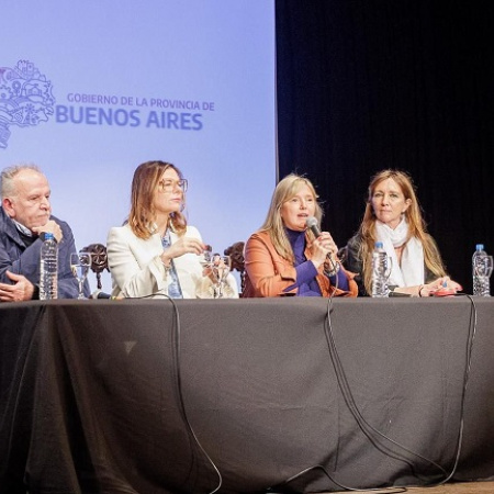 Alvarez Rodríguez y Saintout presentaron el Festival Internacional de Cine de la Provincia