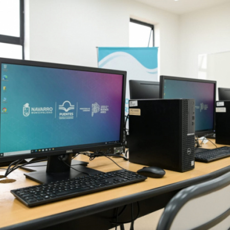 La Provincia avanza con su plan de conectar a todas las escuelas a internet