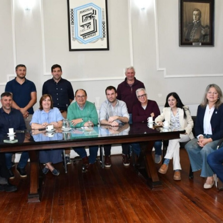Radicales bonaerenses se alinean con Juan Manuel López rumbo al Congreso Nacional