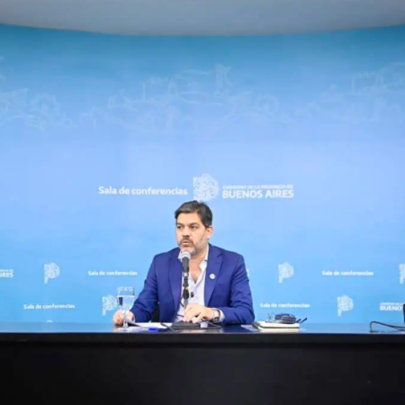 Carlos Bianco: “Queremos saber dónde está el oro que es de todos los argentinos”.