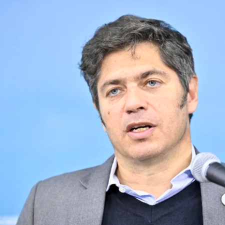 Axel Kicillof defendió el desdoblamiento y advirtió que se vienen "reformas nefastas"