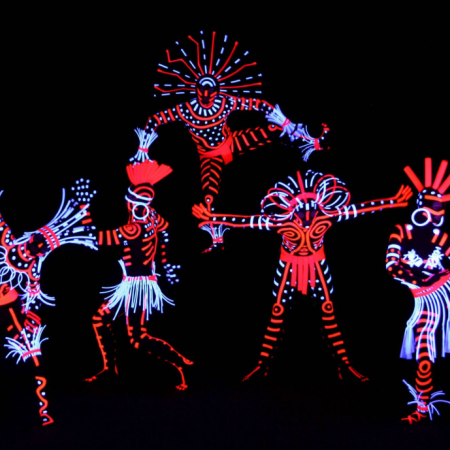 Teatro Negro de Praga llega a Cañuelas con un show visual único