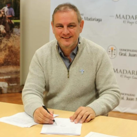 Madariaga recorta los sueldos del intendente y su gabinete por la crisis económica