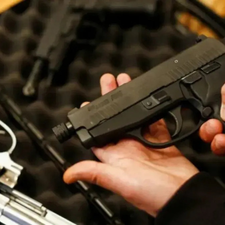 El Gobierno endurece el control de armas: cinco años de antigüedad y aval deportivo para tener semiautomáticas