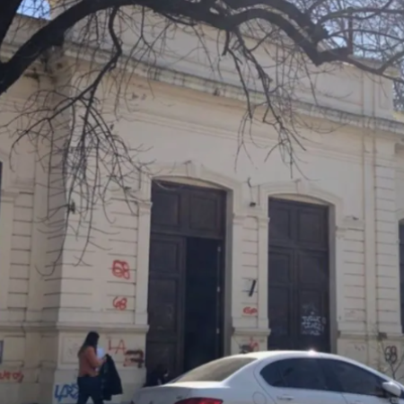 Investigan agresión en el Normal 2 de La Plata