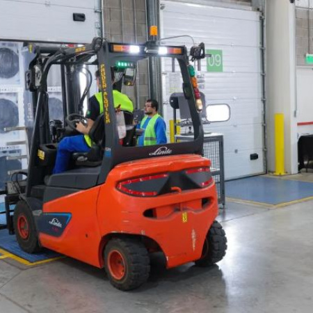 Whirlpool cerró de forma sorpresiva su planta de Pilar: despidieron a 220 trabajadores