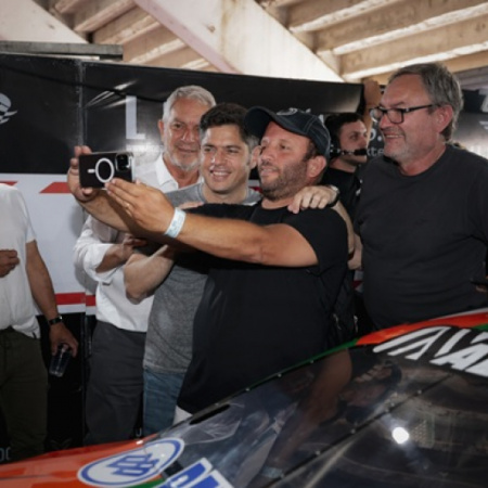 Kicillof asistió al Gran Premio Coronación del Turismo Carretera