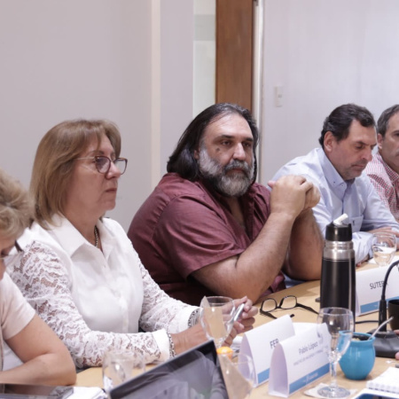 Gremios docentes pidieron urgente reapertura salarial en Provincia