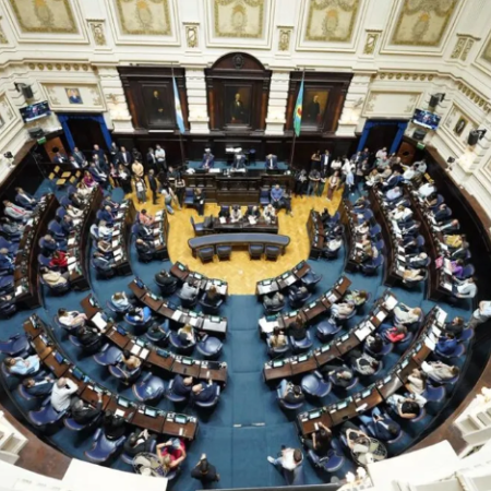 Fuerte tensión en Diputados porque Axel Kicillof les vetó parte del presupuesto