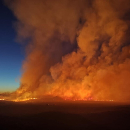 Incendio fuera de control en Villarino: más de 5.600 hectáreas afectadas