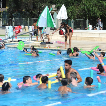Más de 220.000 chicos y chicas bonaerenses disfrutan de Escuelas Abiertas en Verano