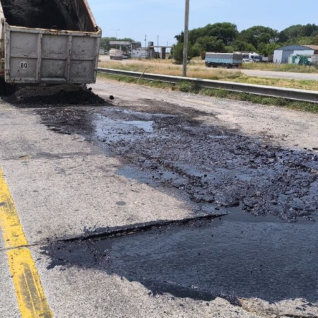 Roque Pérez: denuncian arreglos precarios en la Ruta 205 a semanas del cambio de concesión