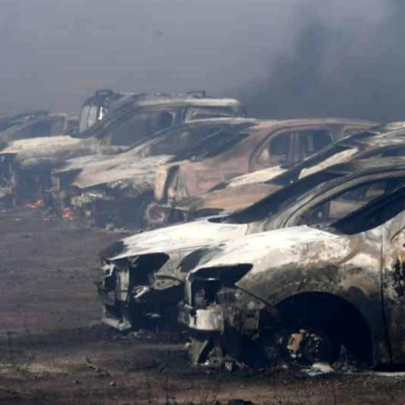 Bahía Blanca: un incendio arrasó un depósito judicial y provocó graves pérdidas materiales