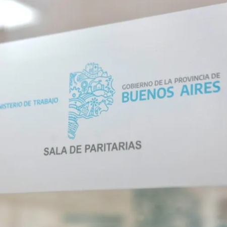 Provincia convocó a estatales y docentes para definir salarios de febrero