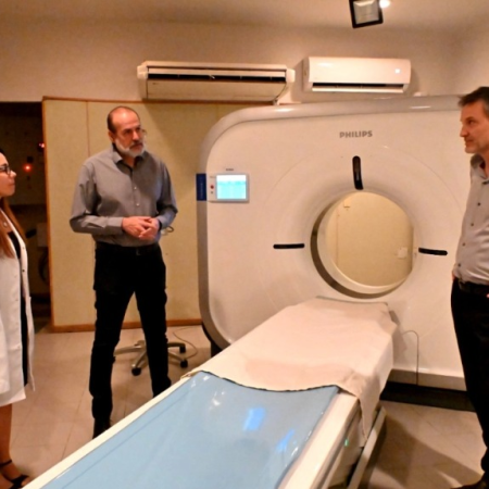 De los escenarios al hospital: La Renga financió un tomógrafo para Bahía Blanca