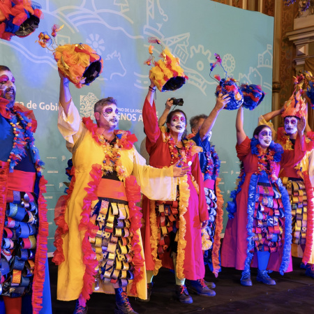 La Provincia distinguió a agrupaciones carnavaleras en la antesala de los feriados