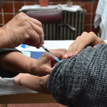 La Provincia acusó a Nación de no entregar las vacunas contra la gripe
