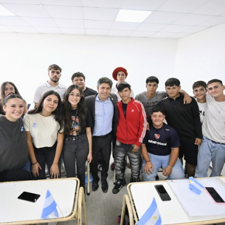 Kicillof inauguró el nuevo edificio escolar en Tandil: “Tenemos a la educación pública como prioridad"