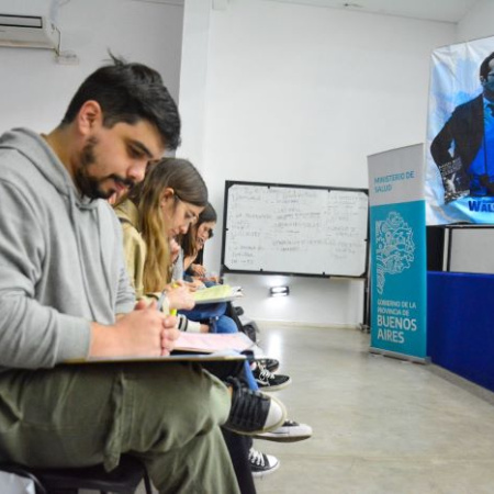 La Provincia suma 400 pre-residentes para fortalecer hospitales públicos