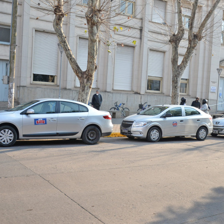 Olavarría analiza regular las apps de transporte luego del reclamo de remiseros