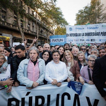 Kicillof respaldó la Marcha Federal Universitaria: “Van a tener que escuchar tarde o temprano”
