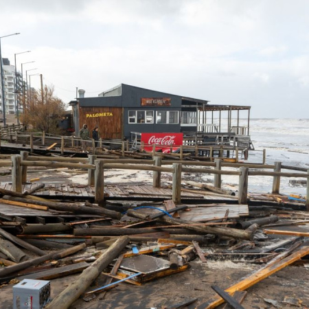 Monte Hermoso convoca a vecinos para limpiar la costanera tras la sudestada