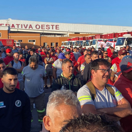 Camioneros sube la presión a Coca-Cola, Quilmes y CCU: qué puede faltar