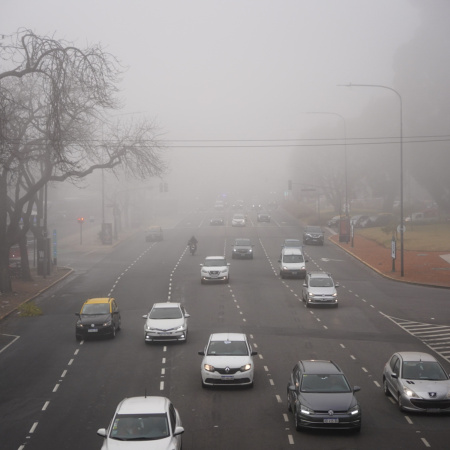 El SMN emitió una advertencia por niebla en los 135 municipios bonaerenses