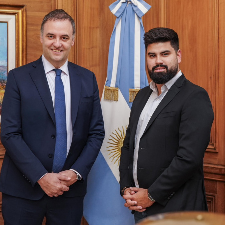 Quién es Fabián Fernández, el lanusense que asumió al frente de Comunicación y Prensa de la Nación