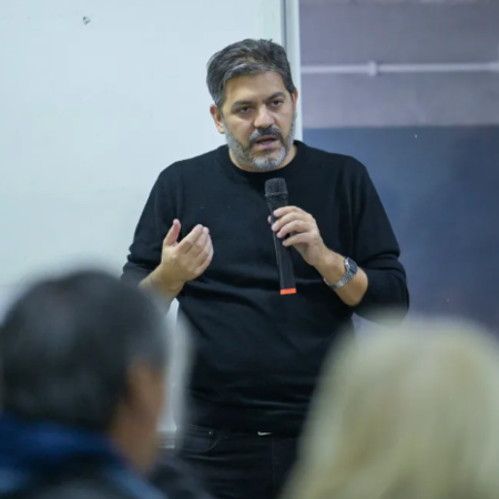 Para Carlos Bianco, la llegada de Diego Santilli no mejorará la relación con Javier Milei